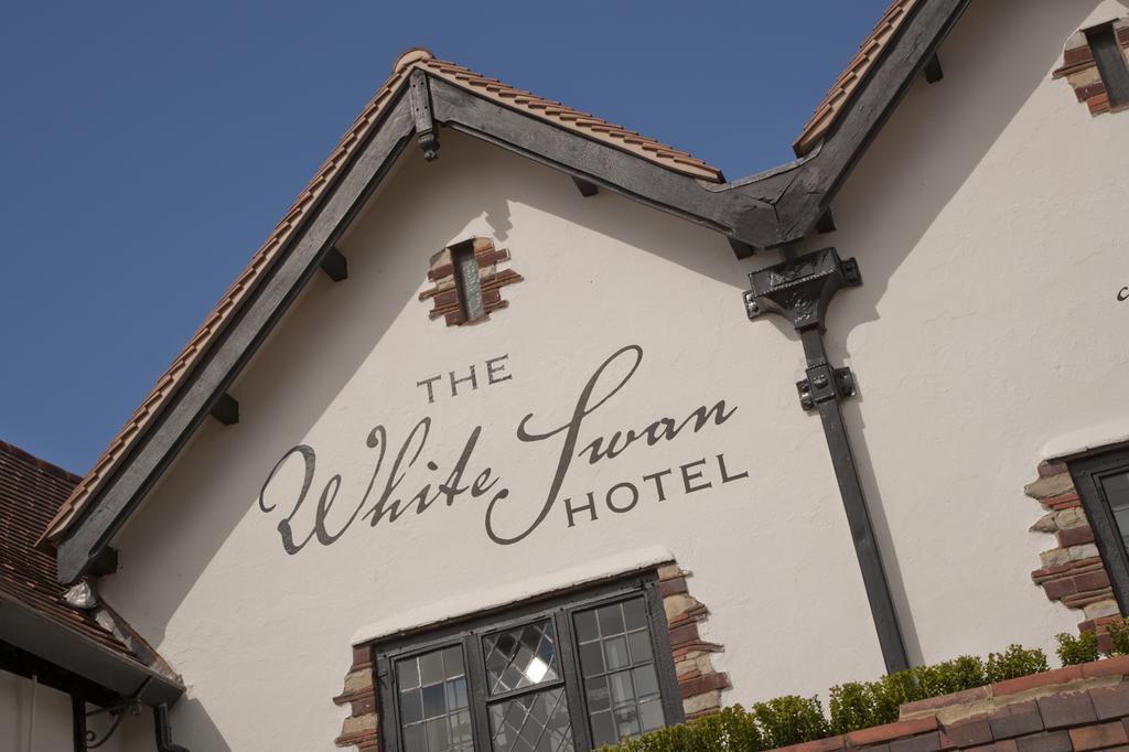 סטרטפורד-אפון-אבון The White Swan Hotel מראה חיצוני תמונה